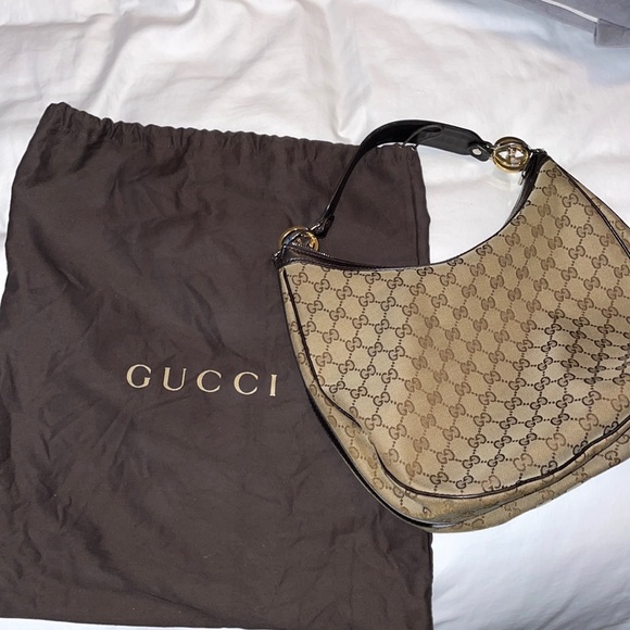 Gucci Handbags - Gucci Hobo Bag